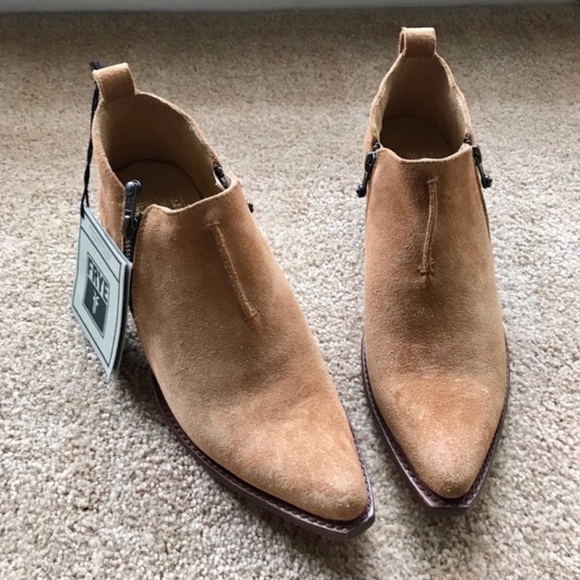 Frye Sacha Moto Shootie Ankle Boot (6) - Picture 7 of 7